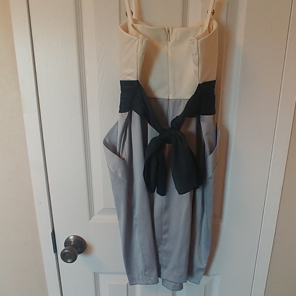 Mini dress - Picture 3 of 7